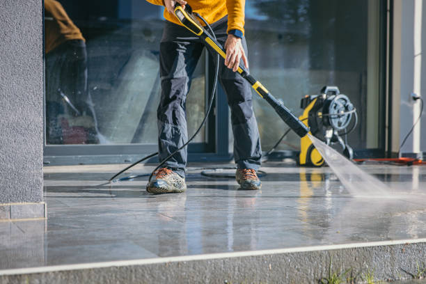 Best Pressure Washing Siding  in Lebanon, VA